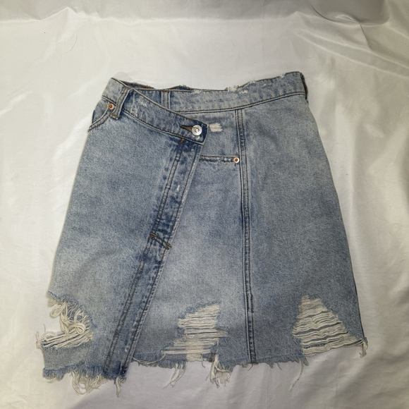 We The Free Free People Parker Wrap Skirt Blue Denim Frayed Hem Sz 25 Festive - Picture 1 of 12